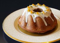 【テイクアウト限定】ホテルオリジナル「米粉のオレンジクグロフ」